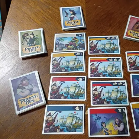 An example of each player's set of cards