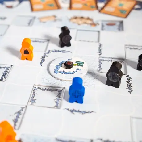 Adventurers heading to the North Pole.