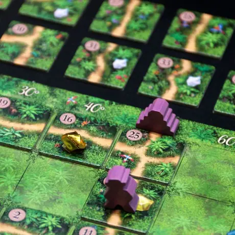After a long boat trip, the treasure hunters have reached the island of Karuba and can go on the hunt for hidden treasures @ Spiel in Essen 2015