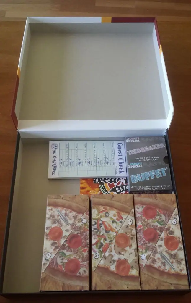 Three tuckboxes hold all pizza slices. Files available in files section.