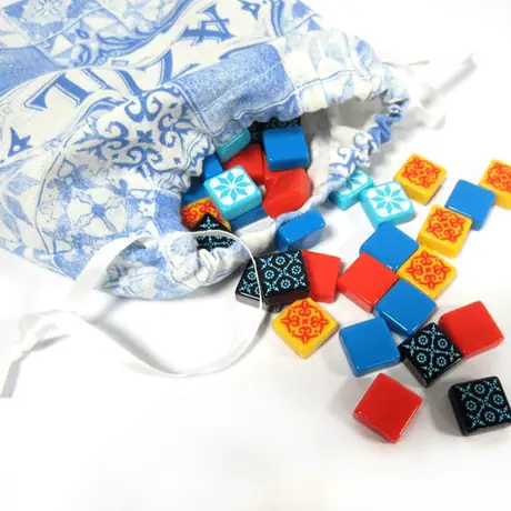 Bag with tiles