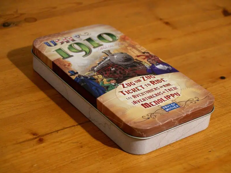 Packaged in a nice tin.