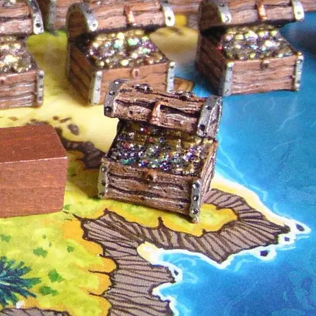 Detail of the chest 2.0 with chest 1.0 to compare