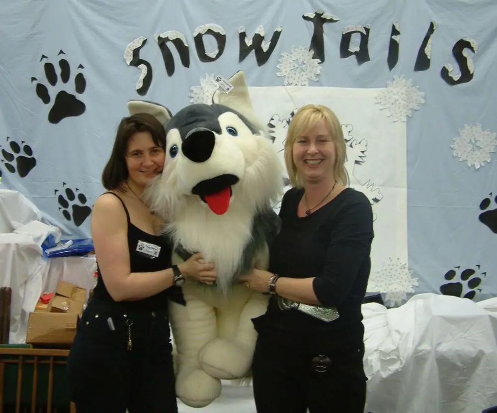 The FraGirls on the Snow Tails display at Essen 08