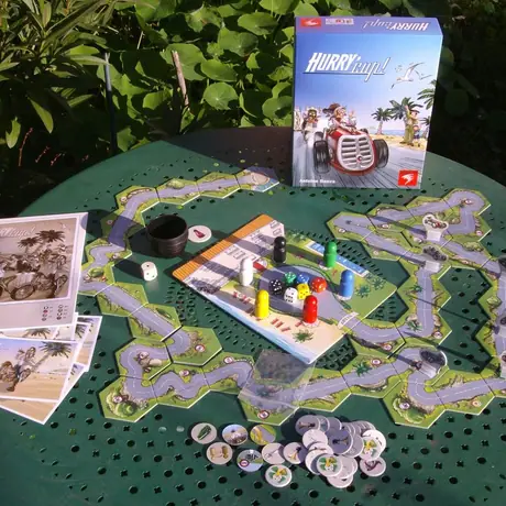 Sur la table verte