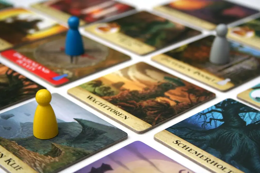 Close Up During the Adventure - White Goblin Edition - (Dutch)