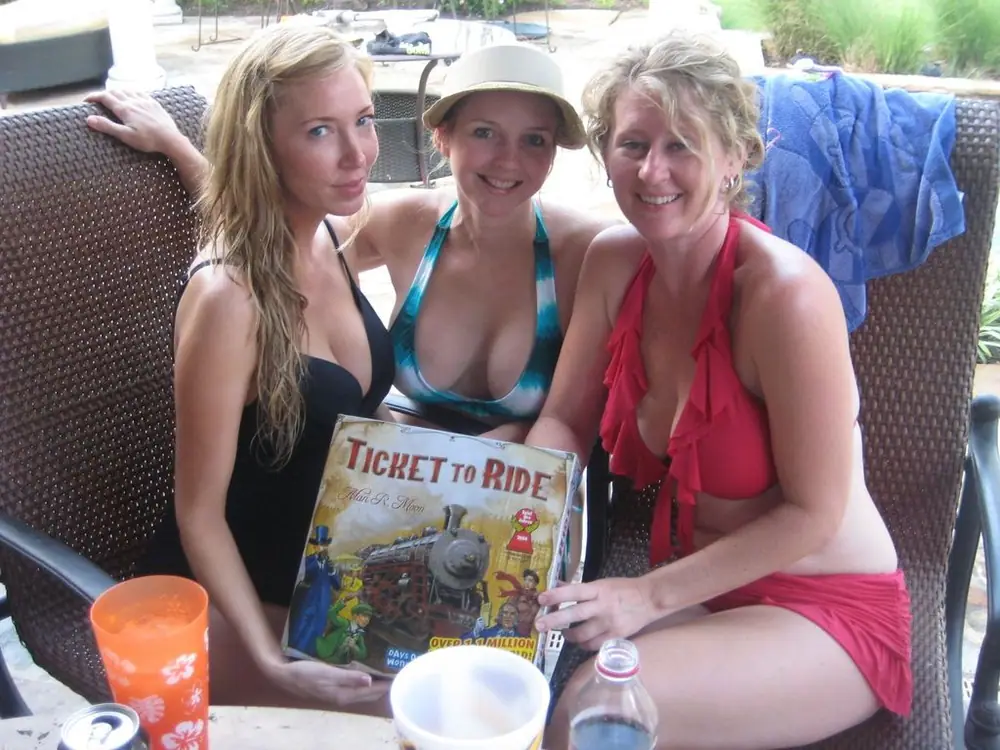 Poolside gaming session.  Red River Gamers, Shreveport, Louisiana